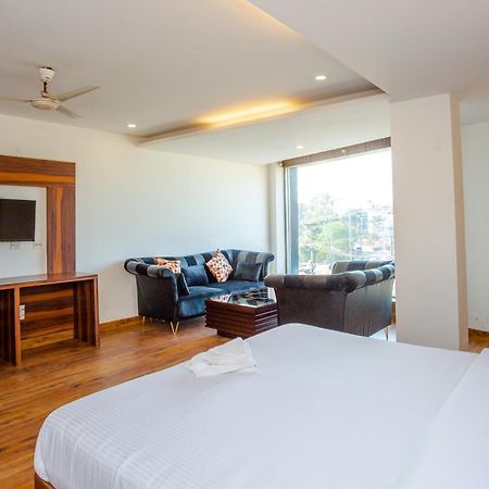 Hotel Doon Дехрадун Номер фото