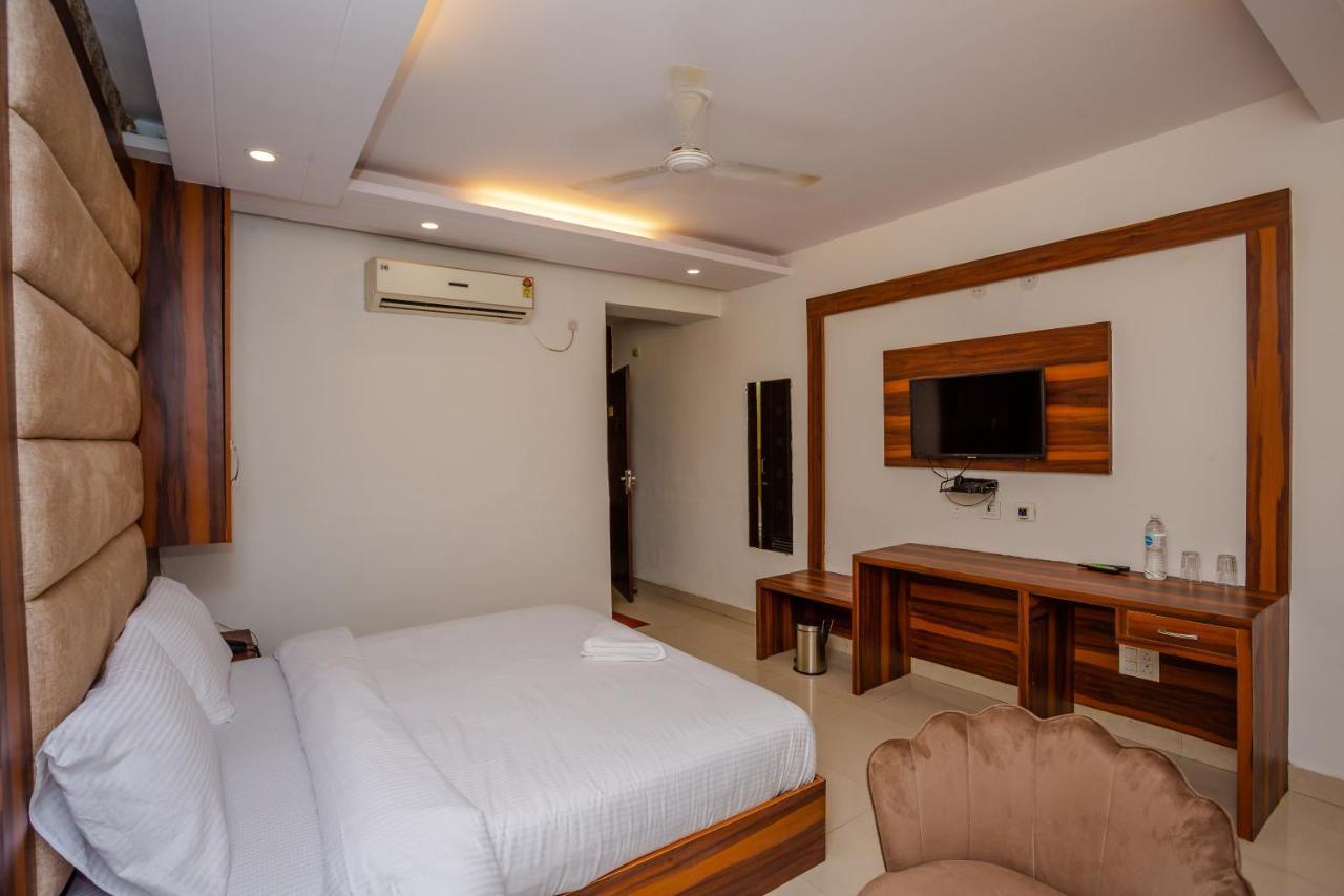Hotel Doon Дехрадун Экстерьер фото