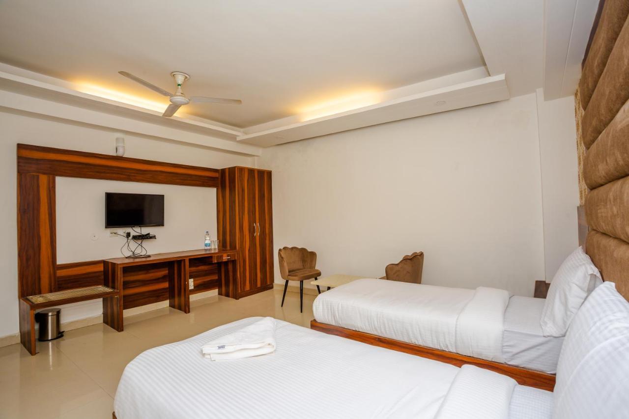 Hotel Doon Дехрадун Экстерьер фото