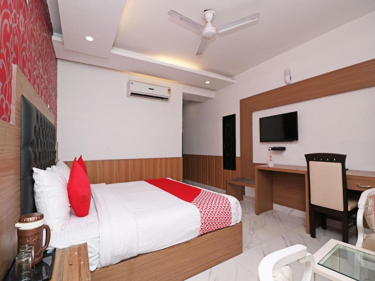 Hotel Doon Дехрадун Экстерьер фото